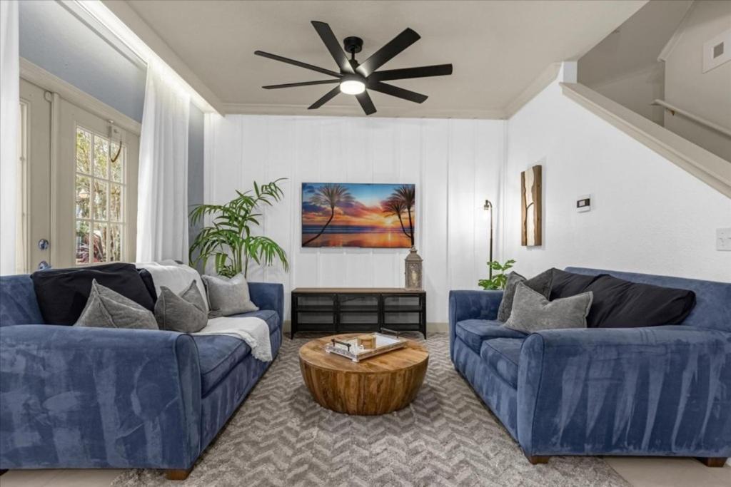 4 Bedrooms- 3 Bathrooms Lucaya Village 9-104 Lv Кисими Екстериор снимка