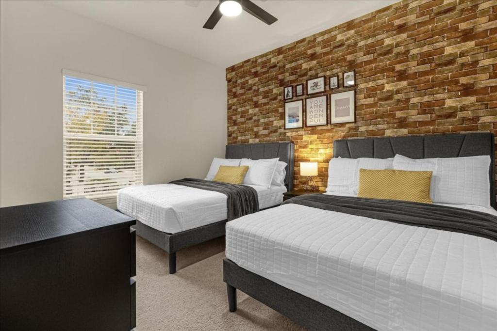 4 Bedrooms- 3 Bathrooms Lucaya Village 9-104 Lv Кисими Екстериор снимка