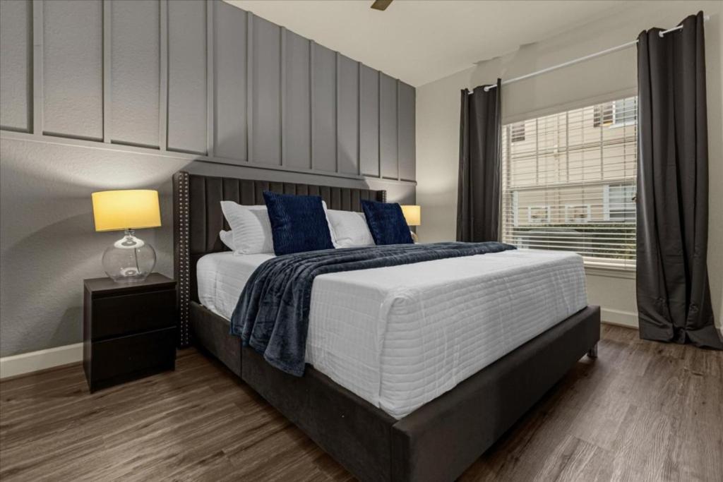 4 Bedrooms- 3 Bathrooms Lucaya Village 9-104 Lv Кисими Екстериор снимка